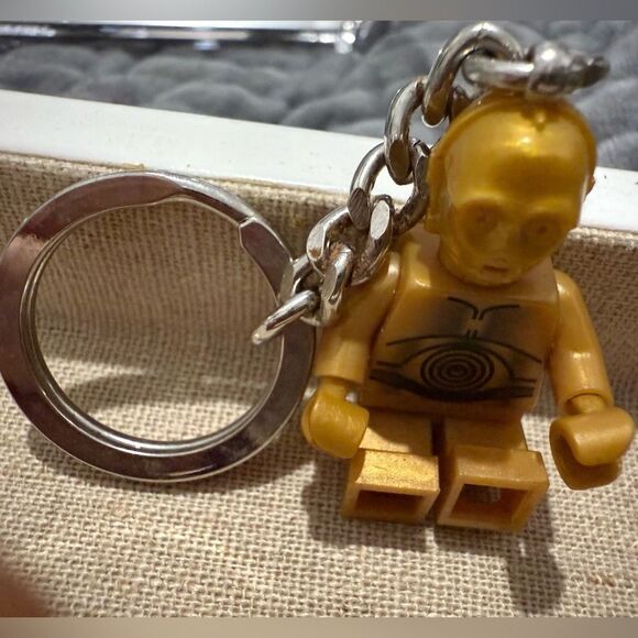 Star Wars C-3PO Gold Droid Minifigure Keychain Toy Collectible - Picture 6 of 17